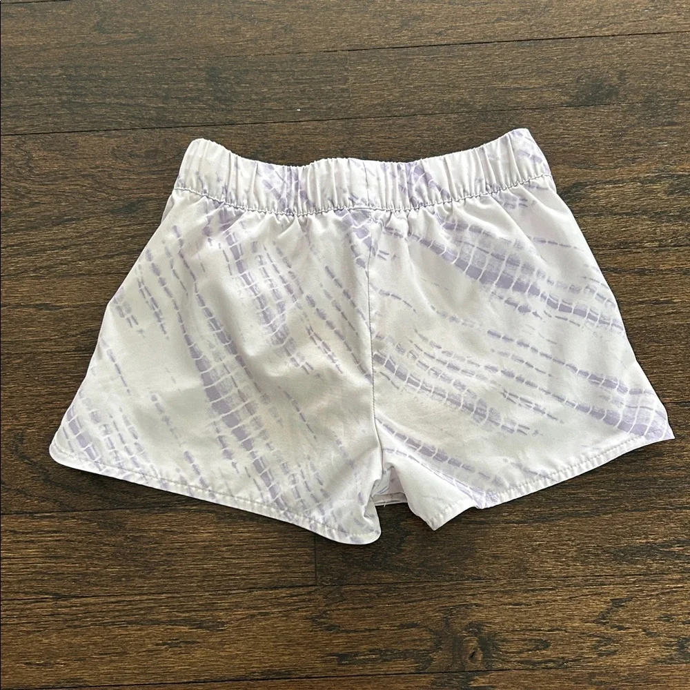 Gap Fit Girls Purple and White Active Shorts Size Medium